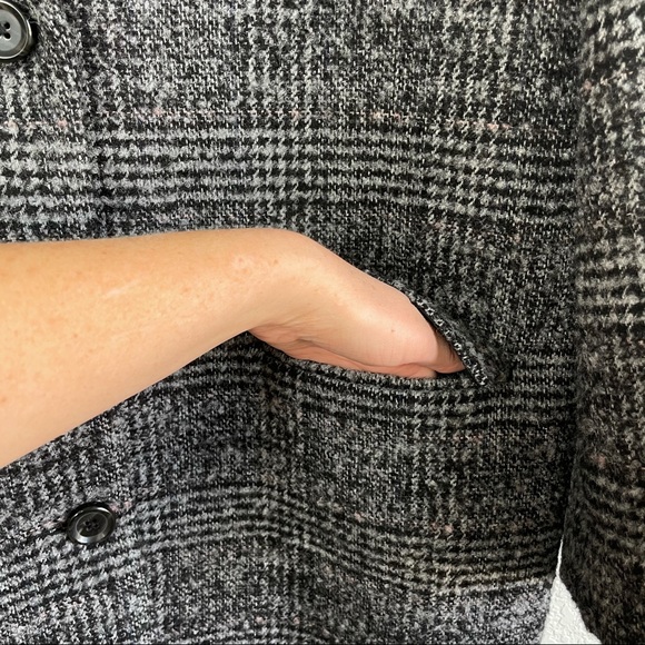 Sold. NWT Levi’s Wool Blend Cocoon Coat Size Small - Picture 8 of 14